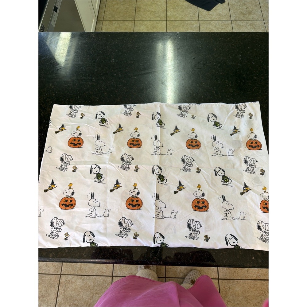 Berkshire Blanket And Home Co Peanuts Halloween Pillowcase Snoopy White Pumpkin